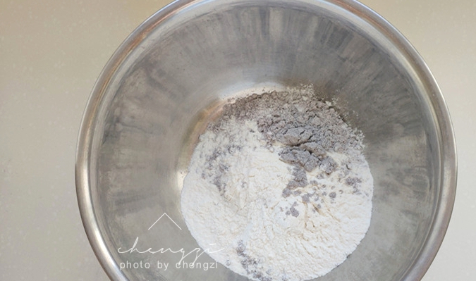 时间|天冷,45岁老阿姨迷上了这早餐,1周吃3次,别看黑乎乎,特营养