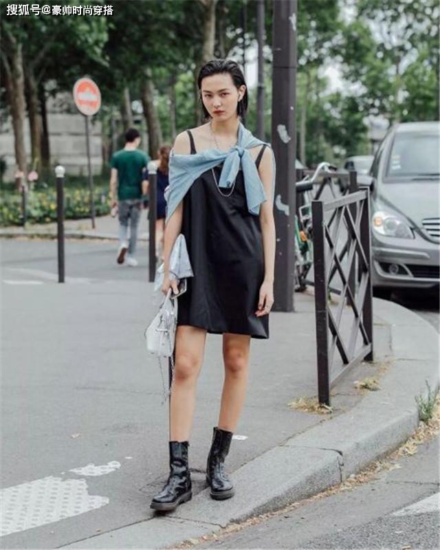 整体 若你才35岁，别打扮太老气！连衣裙配“夏季靴”，洋气减龄美上天