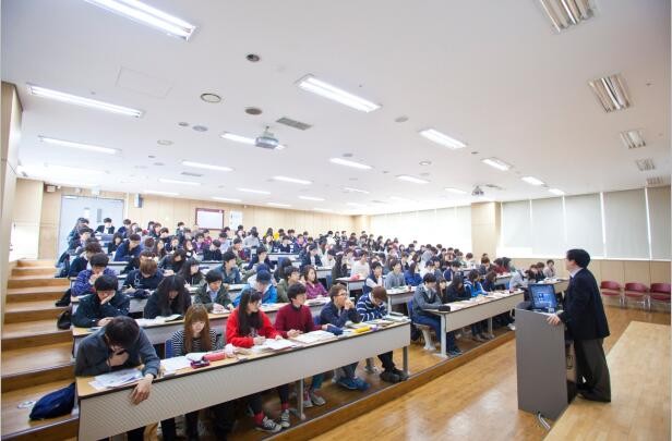 大学怎么找指导老师 b754eb0e99304ded8b75557401e3b559.jpeg