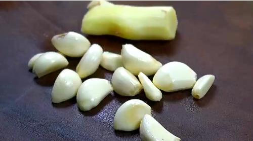 藕片家常做法不要辣 63ffbc6c8e1b4d1ea8b14a66035fac59.jpeg