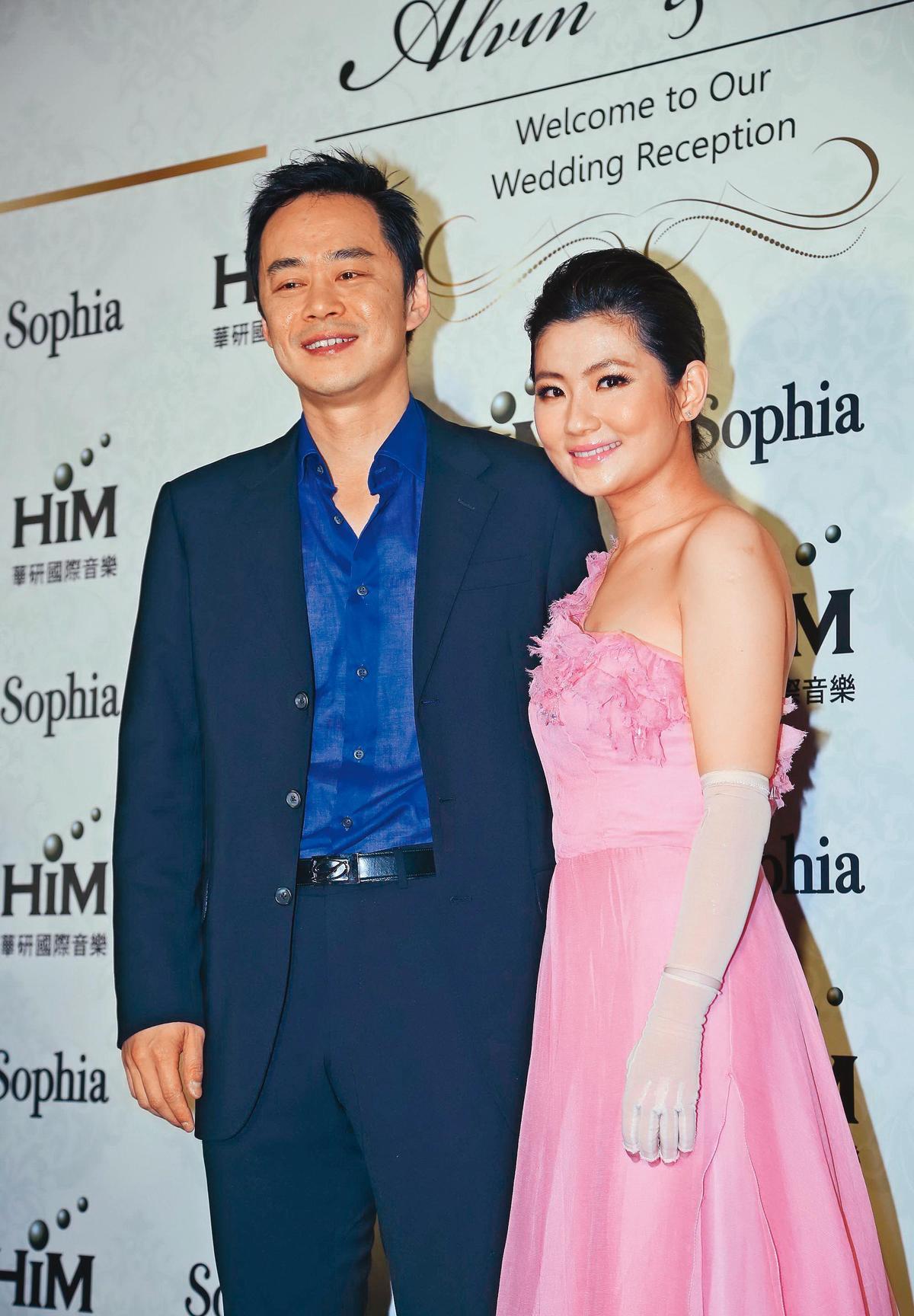 不管怎么样,祝福张承中和selina的感情之路可以越来越顺利,最终都能