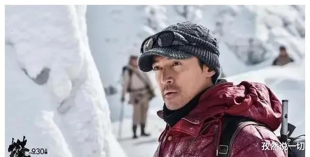 吴京|成龙演过他，吴京推荐他，胡歌为他献声配音，这位大爷凭什么？