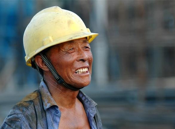 父亲|韩雪和“华谊千金”的“坠落”,远比想象来得要早