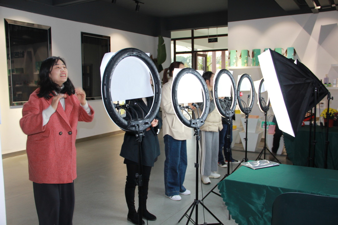 花仙境互联营销师培训全民直播销售时代专业才是王牌