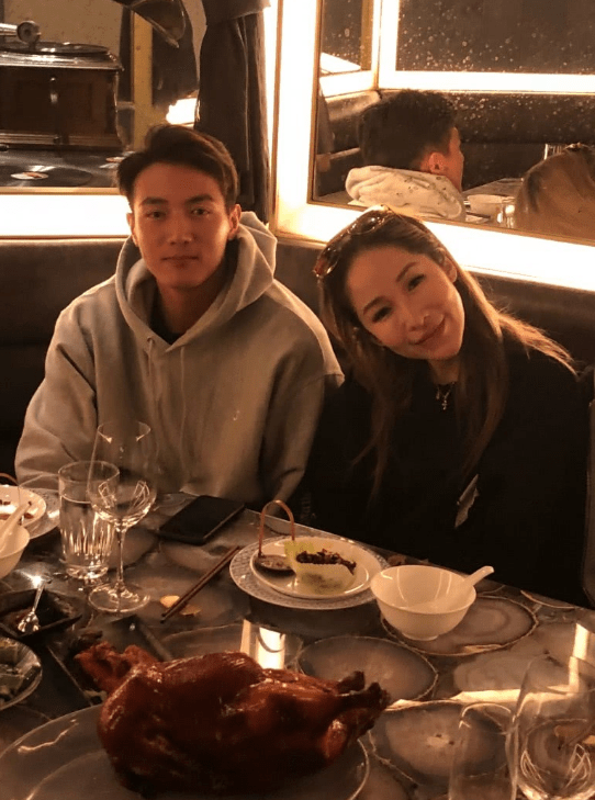 很好的男性朋友过生日 e616ab5a77ee4140869b79e8a762a872.png
