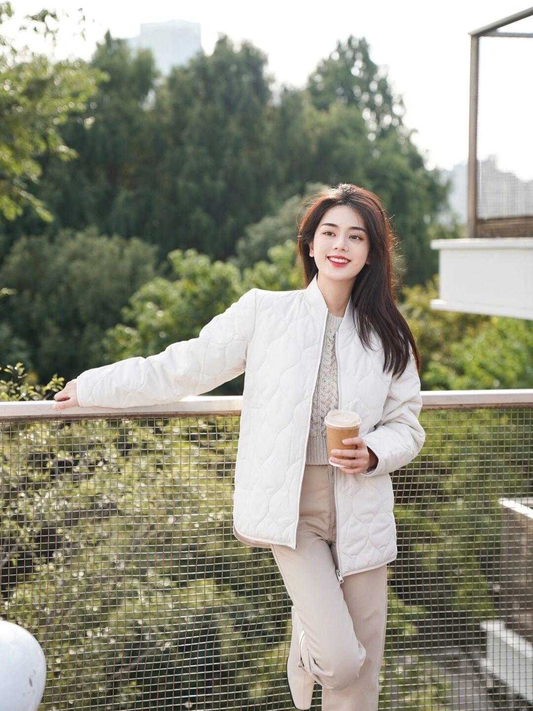 感觉 冬季穿搭没头绪?试试这些保暖舒适的短款外套,显高又洋气