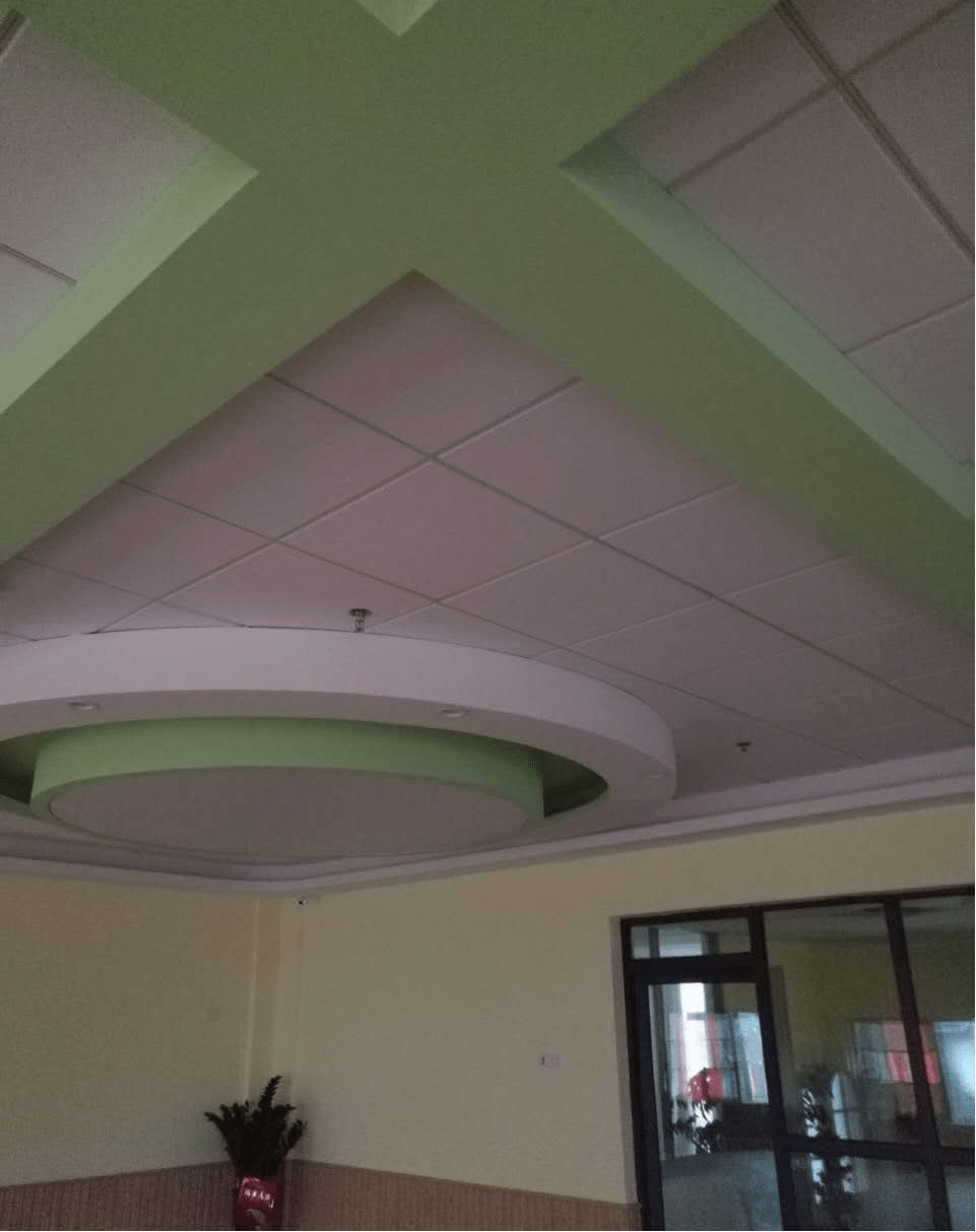 什么样的石膏板吊顶风格最耐看?_高晶_白色_颜色