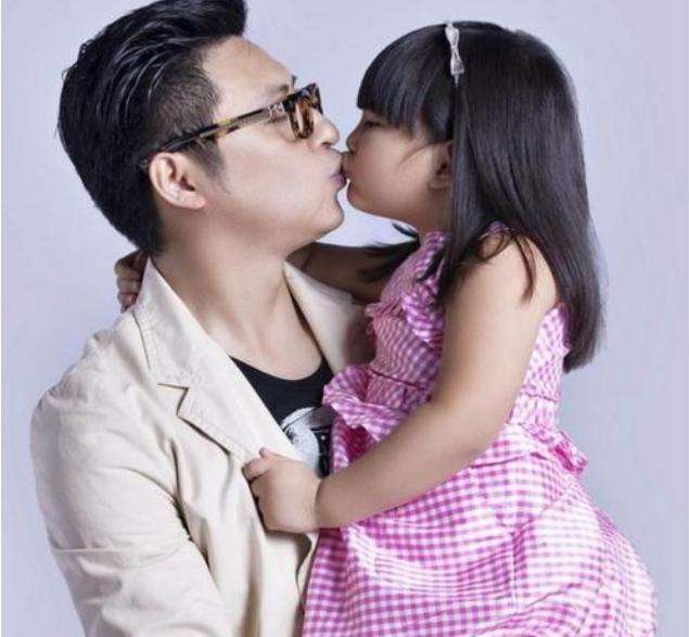 王岳伦被拍深夜和女子去酒店,自爆和李湘已经离婚:你以前清白吗