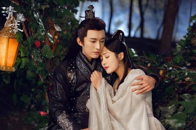 王梓薇|两部甜宠剧来袭，梁洁曾舜晞先婚后爱，刘学义终于有了甜蜜爱情！