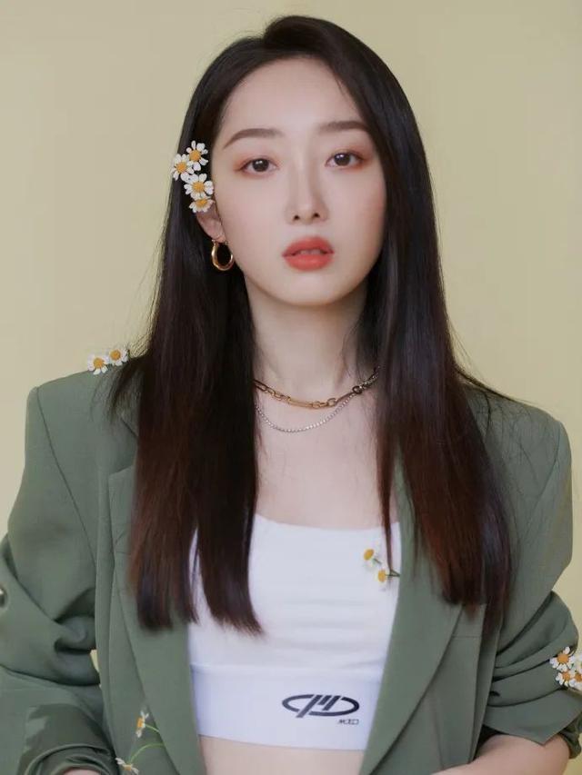 卫衣 穿着卫衣外套配短裤到底在过什么季节