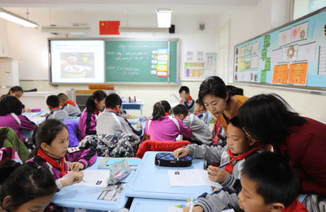 家长|这项服务在中小学将不复存在，教育部已下发通知，学生表示不理解