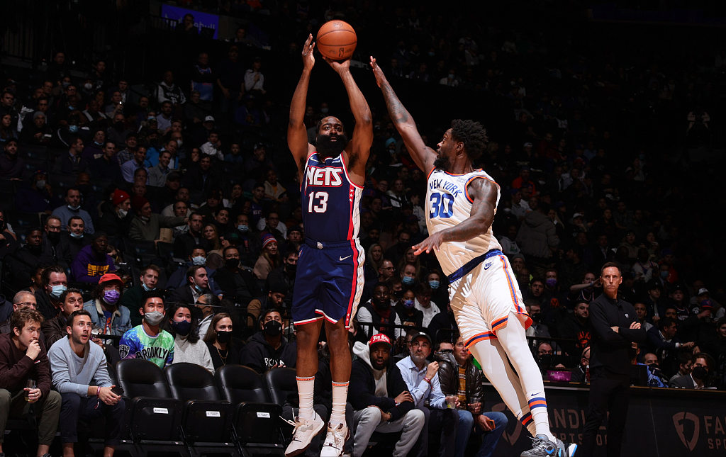 雄鹿|哈登終于笑了！連續(xù)后撤步爆砍34分后，特別感謝了這一人！