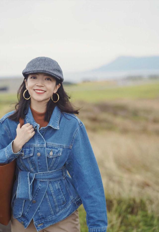 帆布鞋 见过世面的女人,牛仔外套很少配牛仔裤,看三木的穿搭你就知道了