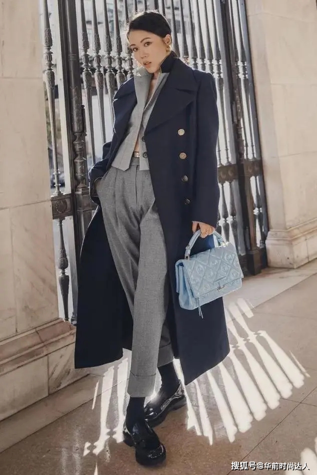 黑色 秋冬穿衣没有亮点?试试“同色系”搭配法则，高级优雅很有范