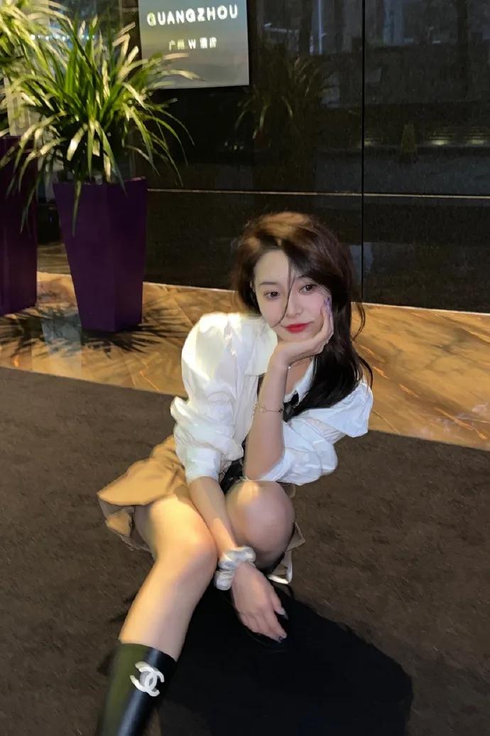 因为她是如何从万人骂的老巫婆变美学界整形模版的？