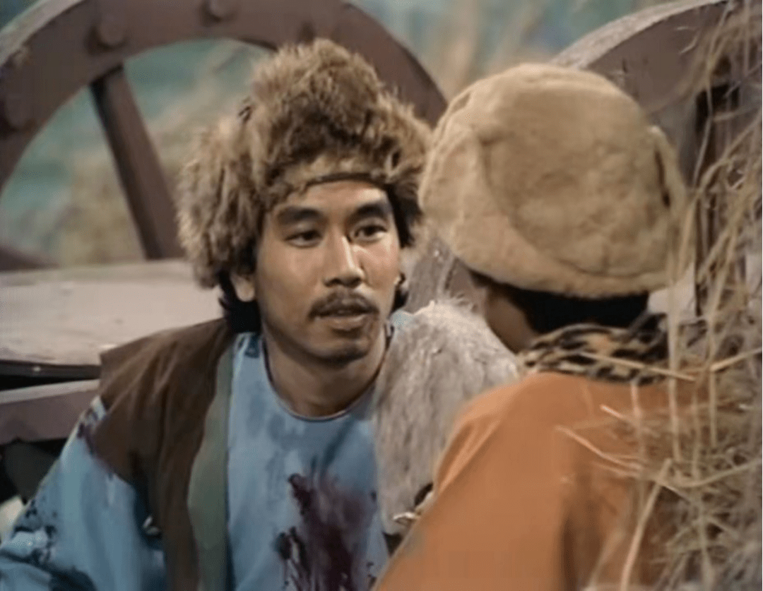 原创《射雕》中第一次遇见黄蓉的郭靖,是运气爆棚的屌丝吗?