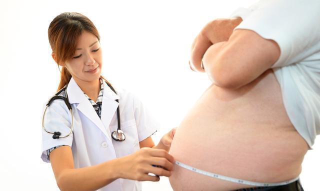 心脑血管|39岁，平时身体很好，为啥一入院就进了监护室？这个四高在作怪