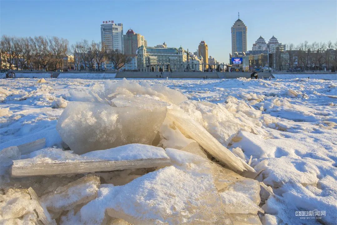 20211202,世界完全對稱日就在今天|白天全市陣雪,浪漫氣氛拉滿了