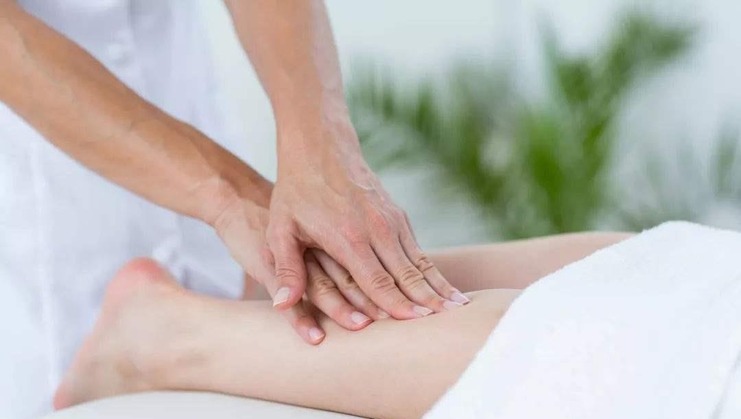 肝脏|33岁男子腹痛入院,查出肝病晚期,医生惋惜:只因两种行为害了他