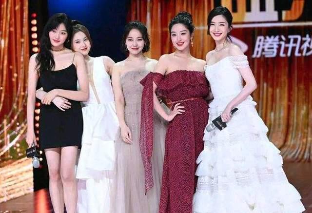眼睛自带忧郁气质的女星，我只服这4位！不仅长得美，眼神还有故事感