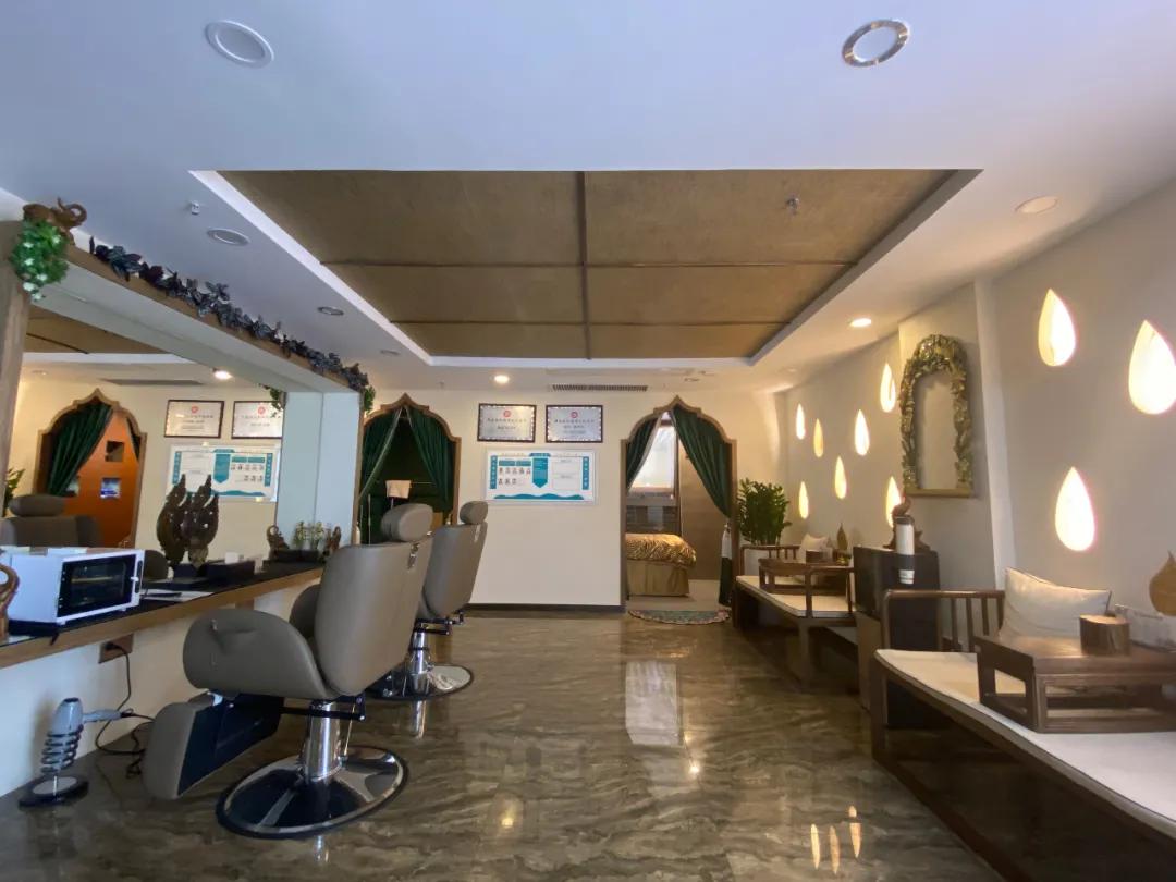 理念|参观考察 | 刘焕兰院士、翟佳滨教授、黄山秘书长携养生专家团队莅临傣益堂！