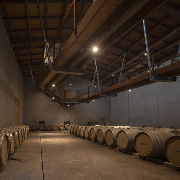 酿酒|Taboadella酒庄,破旧库房涅槃成葡萄牙美酒传承者