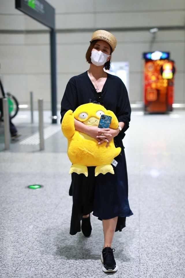 贝雷帽 给你的衣柜加一款帽子吧！