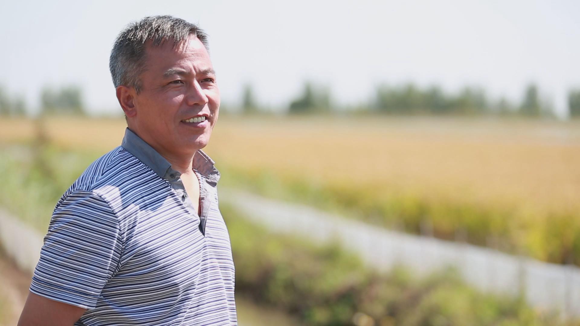 河蟹产业帮扶联盟负责人,盘锦光合蟹业有限公司董事长李晓东表示,"