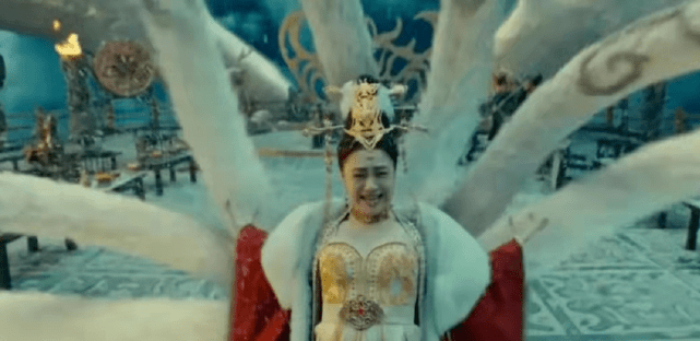 美貌 40岁阿娇也老了！新剧穿皮草变最胖妲己美貌打折，大妈身材太抢眼