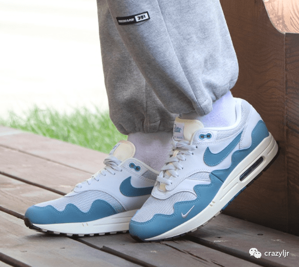 品牌 Nike x Patta Air Max 1 联名款灰蓝波浪纹低帮跑步鞋 DH1348-004