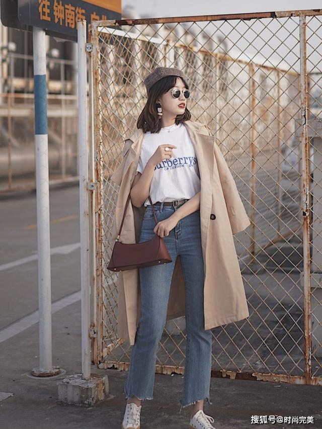 身材 初秋穿“风衣”该如何搭配?学会这两个穿搭技巧,穿出时髦感!