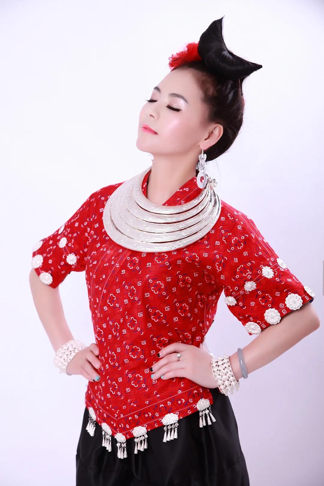 苗族古歌传承人 邹兴秀 受邀参加星公益首届少数民族春晚_云南省_马关