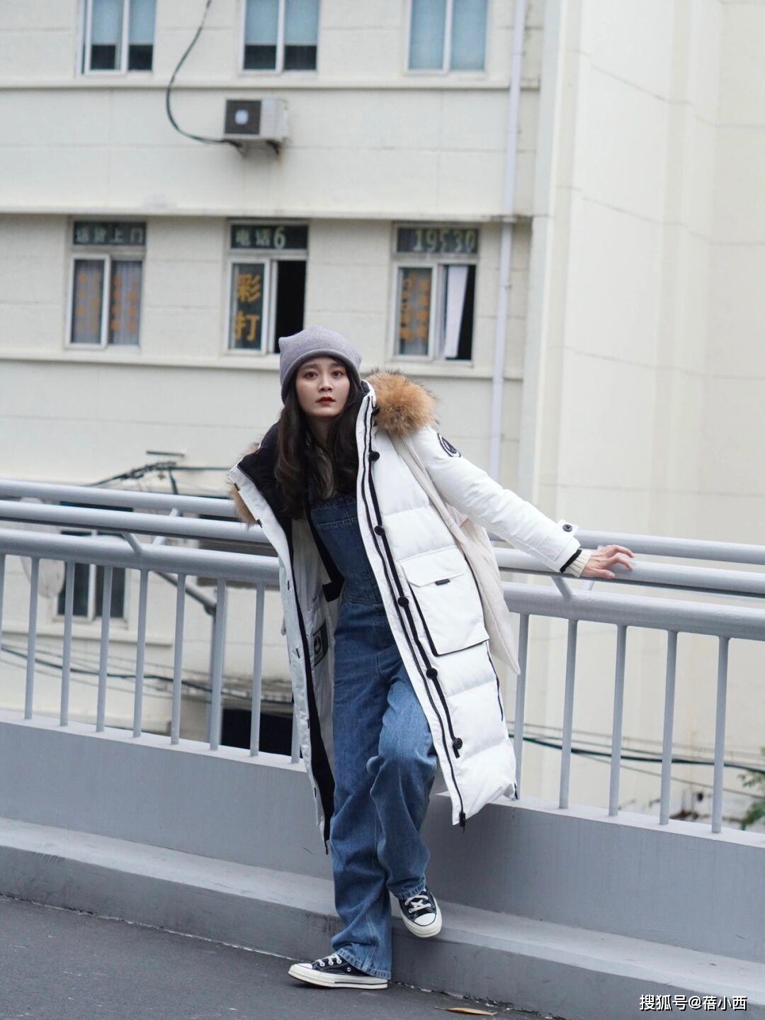 黑色 时髦的女人，一定要有一件适合自己的“羽绒服”，已帮你选好款式