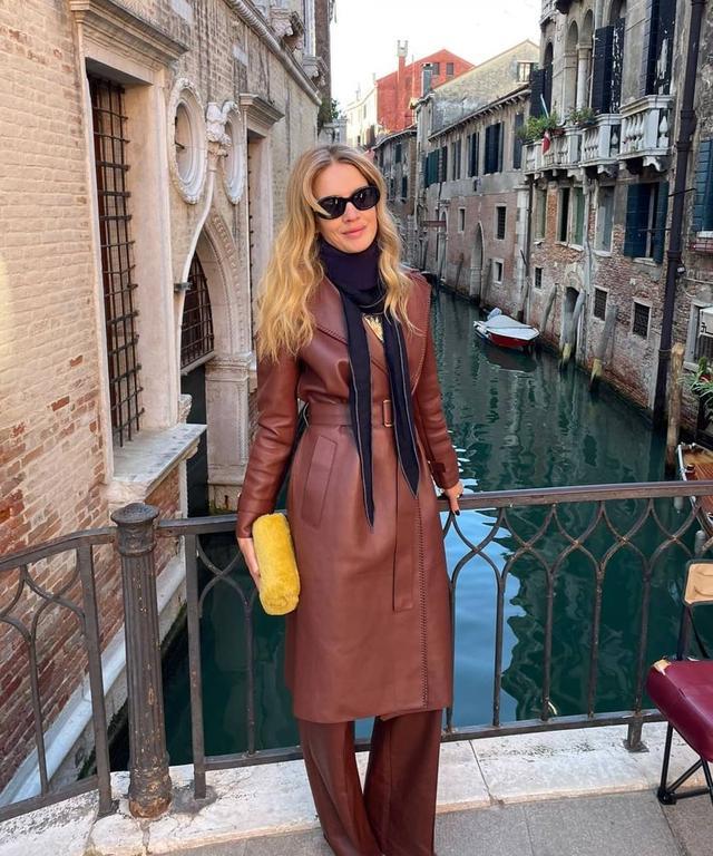 妆容精致利落_纳塔利_娜塔莉亚_红唇