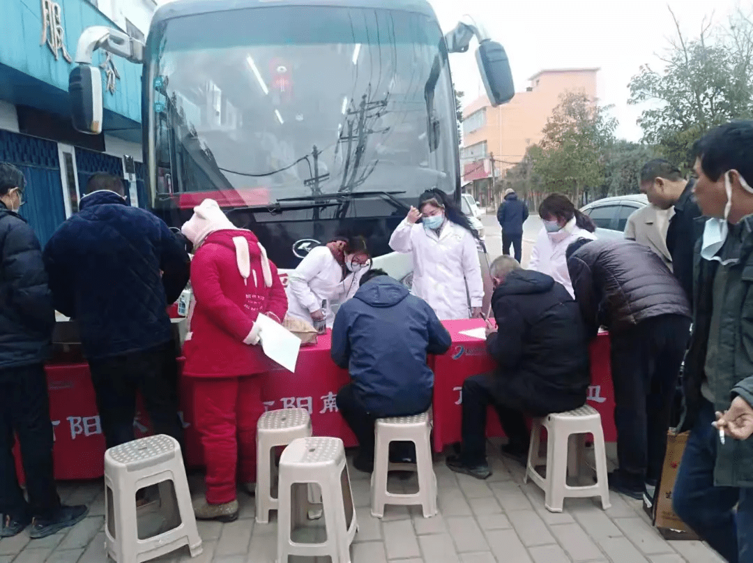 卫生先进单位检查验收(通讯员 张晓雨 崔光旭)12月7日,卧龙区卫健委副