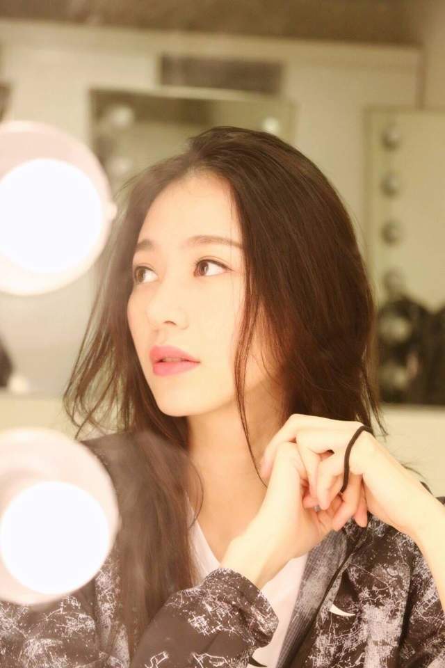 《女心理师》中的李薇,遭侵犯后的自我批判,才最让人心疼_女性_职场