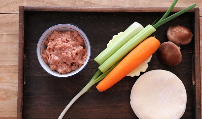 蔬菜|必备懒人早餐，不和面不早起，蒸8分钟就能吃，省事又营养