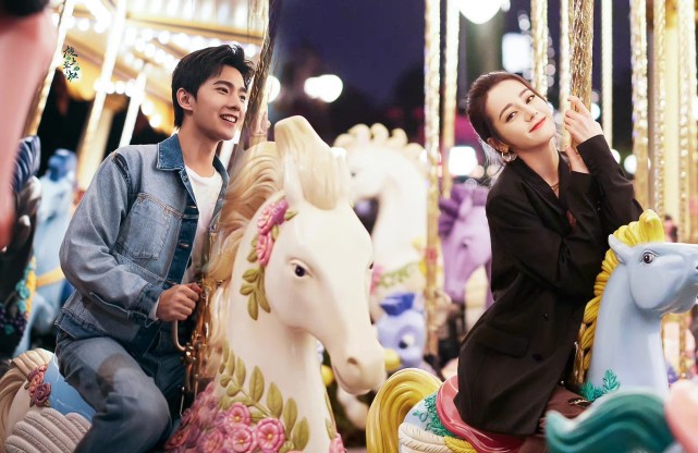 迪丽热巴|荣耀夫妇成今年最热cp，迪丽热巴杨洋颜值太高，两人简直太配了