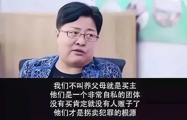 願意改回自己的姓氏,而孫卓不願意離開陽穀,孫卓養母稱讓孩子自己做主