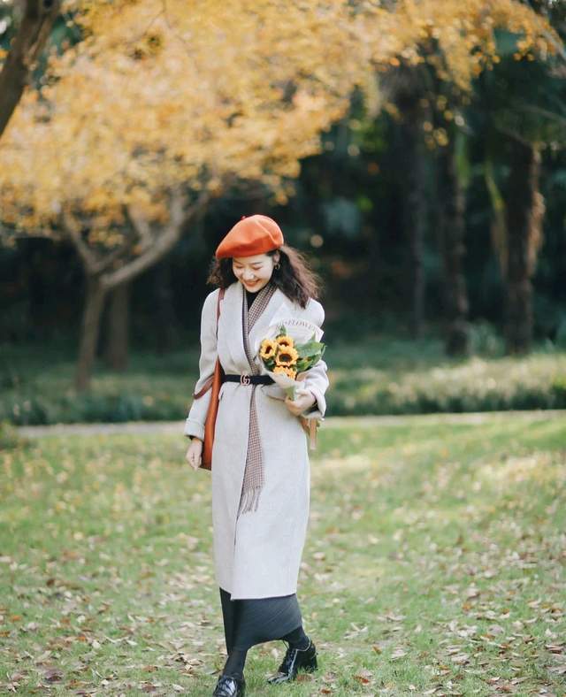 下装 拒绝臃肿！可以试试大衣穿搭，穿对了大衣看上去就像瘦了10斤