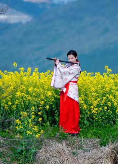 黄花大闺女搞笑图片