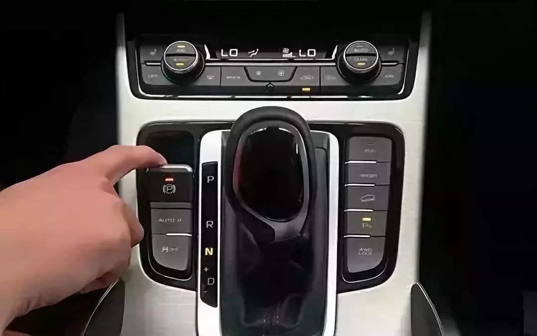 原创电子手刹和自动驻车的区别