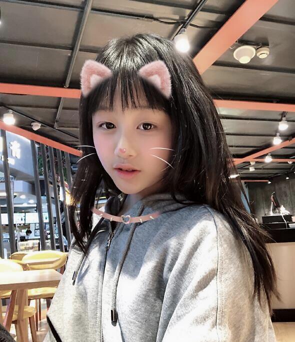 吴熙儿|最帅“张无忌”女儿近照曝光，长大得她亭亭玉立，比妈妈还漂亮