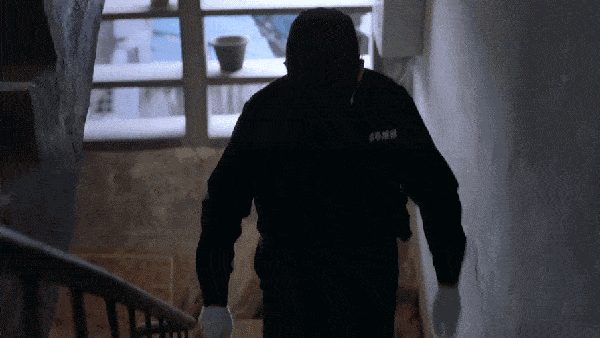 夏木|《谁是凶手》：赵丽颖饰演的“沈雨”，是不是反派？看这几处细节