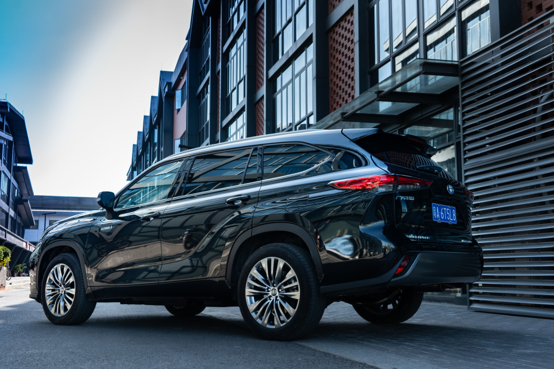 标杆选手再进阶试驾体验丰田第四代汉兰达