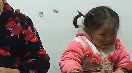 方法|“硬核”奶奶专治娃不吃饭,简单有效,妈妈却因此吵成一团