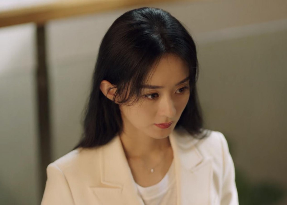 演技|赵丽颖汲取章子怡刘涛教训，《谁是凶手》不装嫩，找小演员演少女