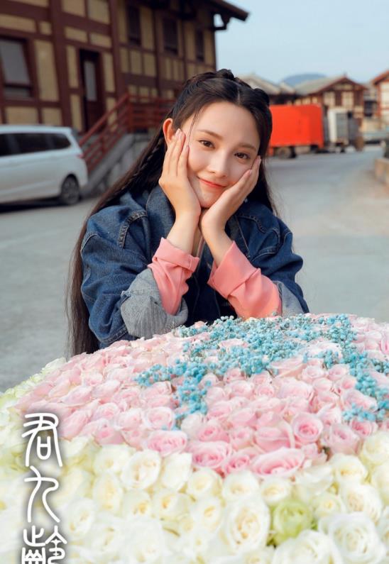 什么|冯绍峰当她的面抽烟，金瀚和她拍吻戏前也抽烟，这个女演员有点惨