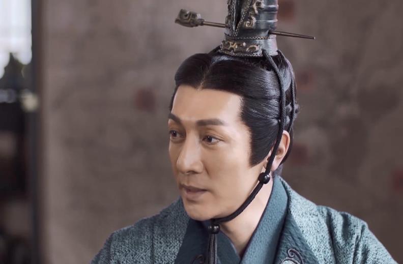 嬴政|男星也逃不过扮嫩,张鲁一硬演13岁嬴政,42岁李晨挑战高中生