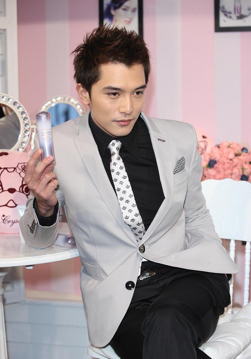 许玮甯邱泽官宣这对官宣的也太猝不及防了吧